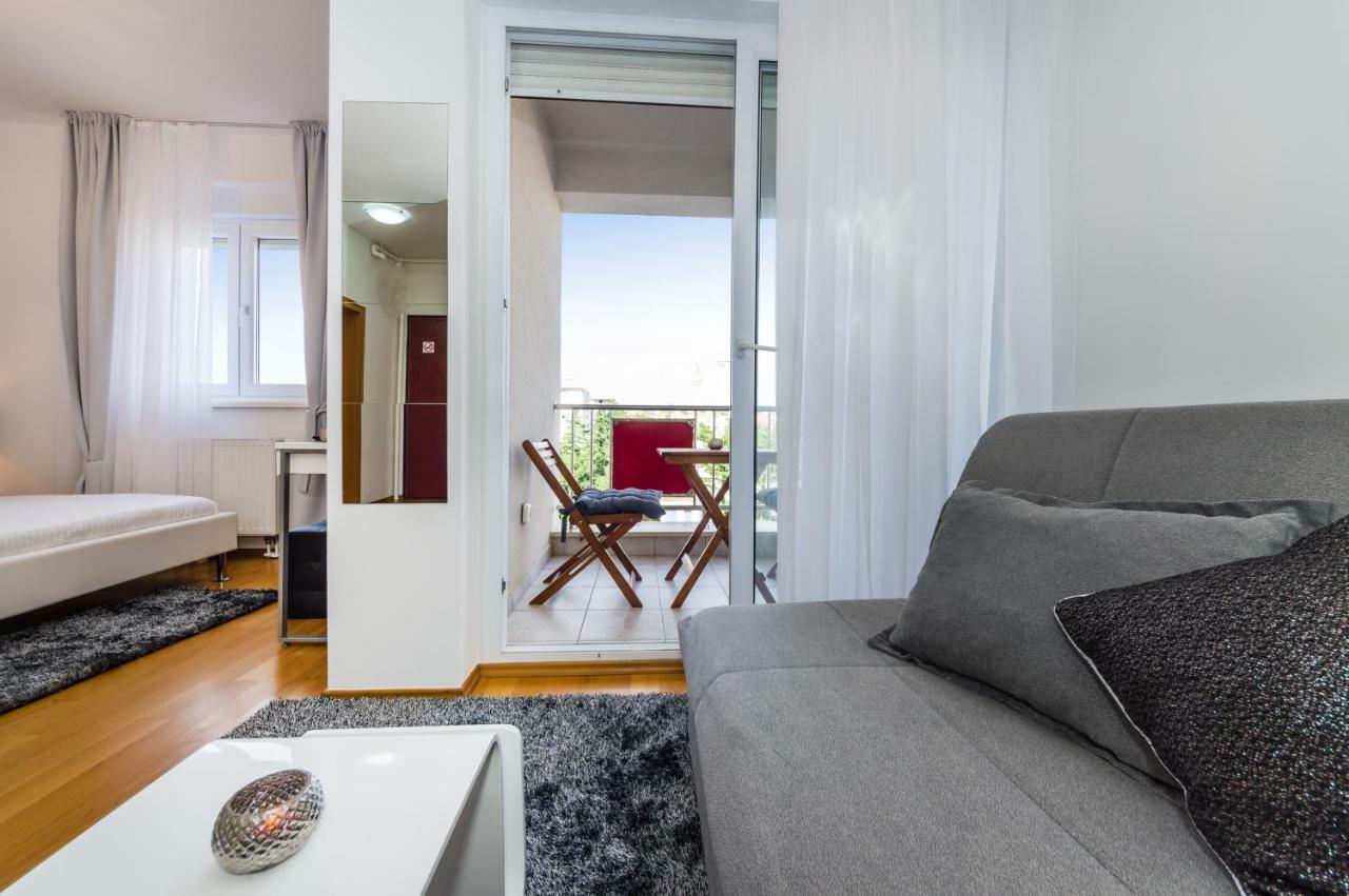 Studio Apartment K & K With Free Garage Zadar Dış mekan fotoğraf