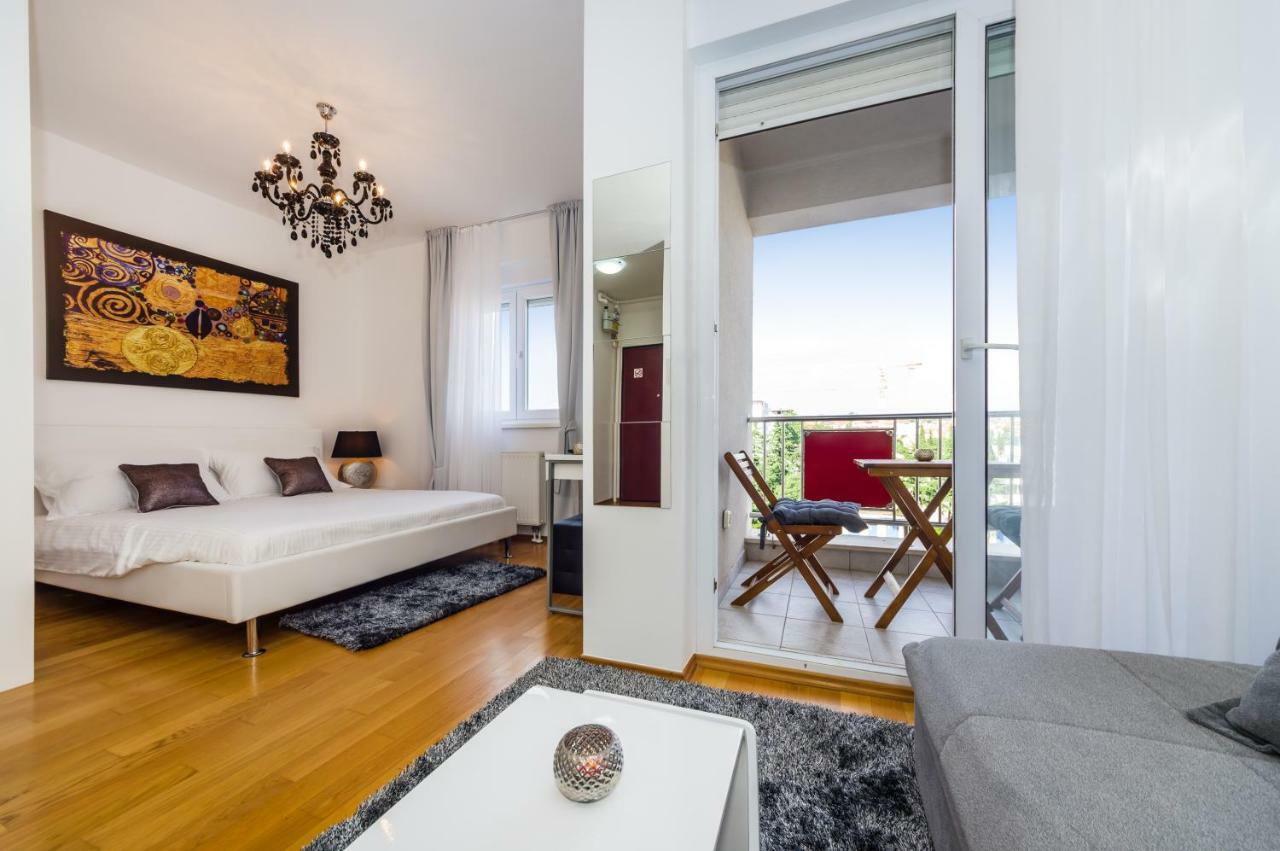 Studio Apartment K & K With Free Garage Zadar Dış mekan fotoğraf